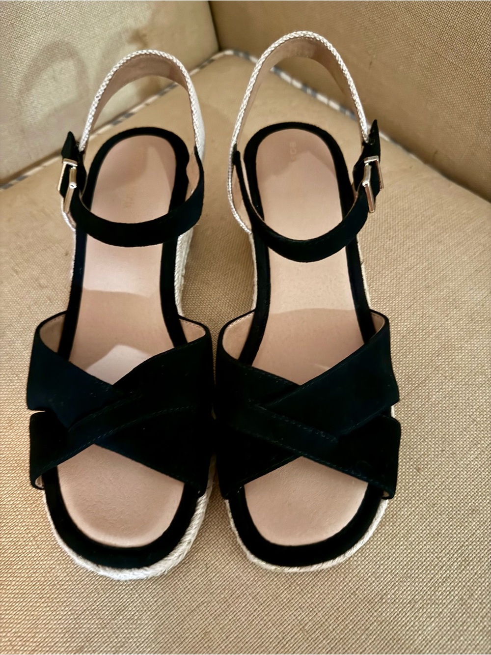 Easy Spirit Shandra Espadrille Wedge Sandal in Black
